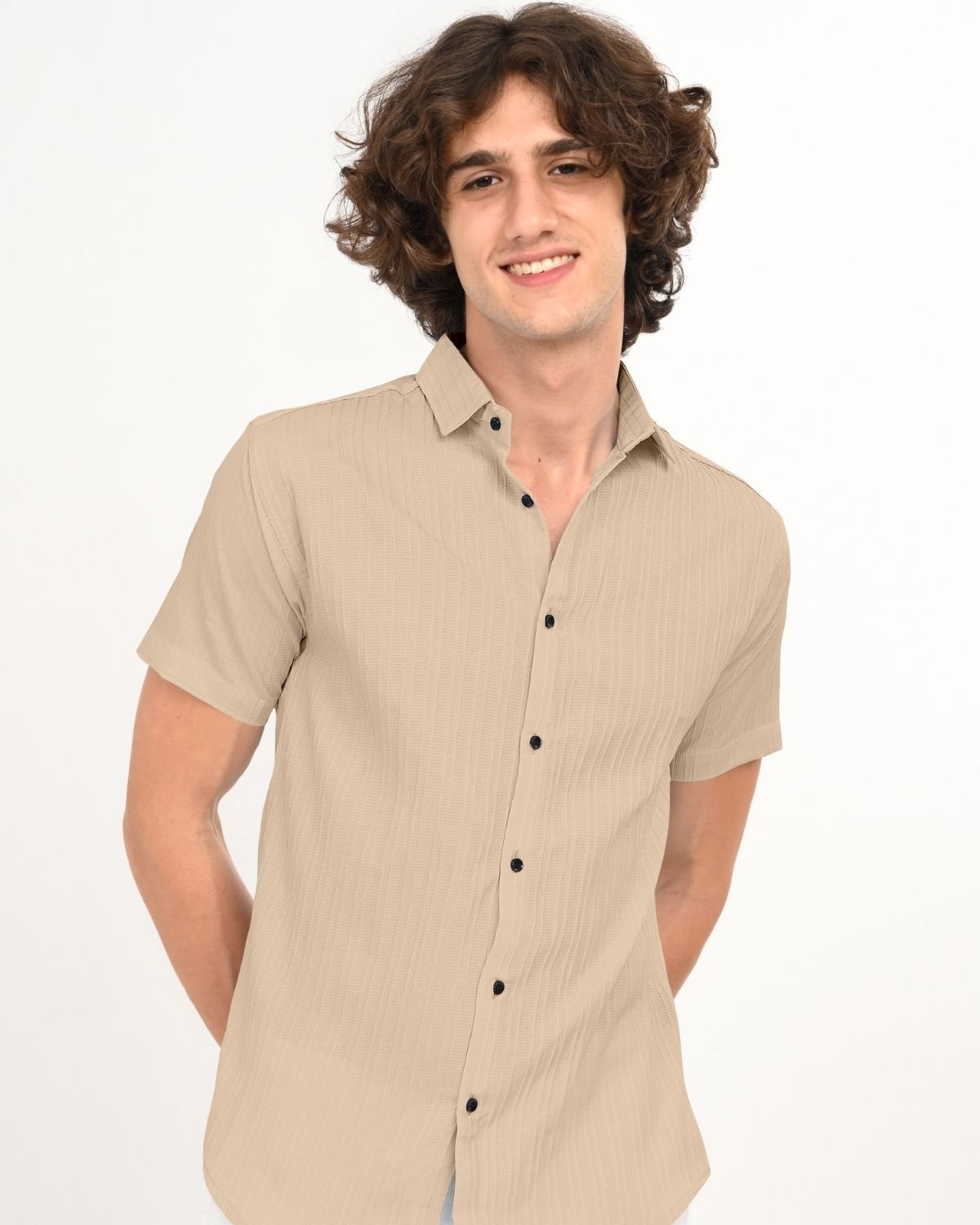 Men_s_beige_casual_textured_summer_shirt_front_look